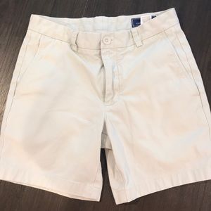 Vineyard Vines mens 7” Breaker short, size 28
